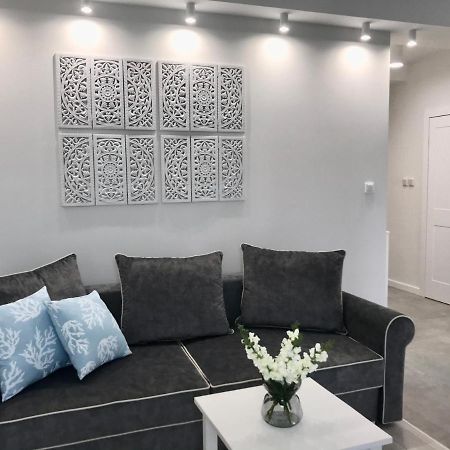 Apartamenty Porto Eli Rowy  Exteriör bild